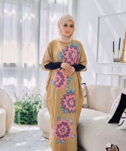 KAFTAN PENDEK FLORAL NUDE BEIGE K01